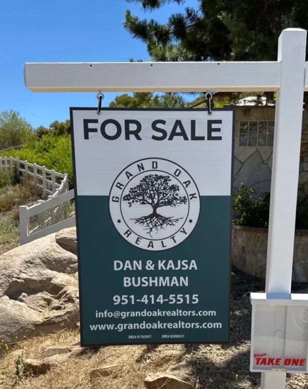 Grand Oak Realty, La Cresta local real estate experts. We serve the entire Santa Rosa Plateau.