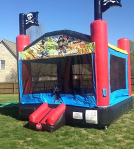 Pirate themed Nashville bounce house rental from www.itstime2bounce.com in Nashville, TN