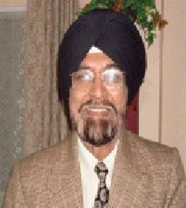 Mr VIRENDER SINGH SALUJA,