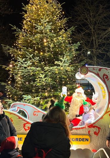 santa home visits
santa home visits London
santa home visits near me
Santa and elf visit