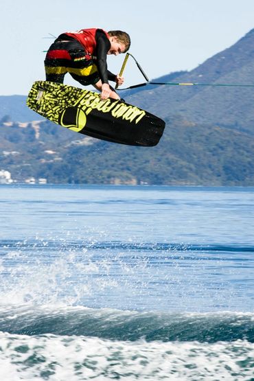 wakeboard jump on water