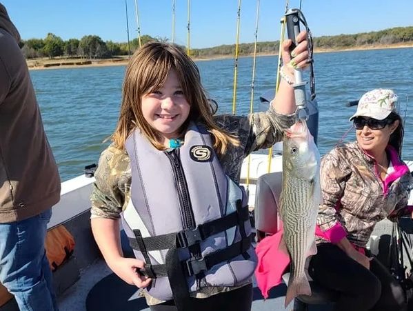 fishing guides near me. fishing charters near me. fishing guides texas. fishing guides north texas