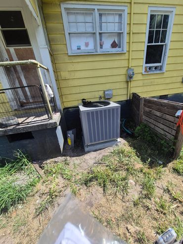 Rheem 3 ton 14 SEER heat pump system.