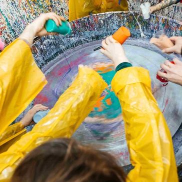 Kids spin art painting