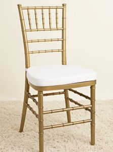 Gold Chiavari chair with white cushion
Gold tiffany chair