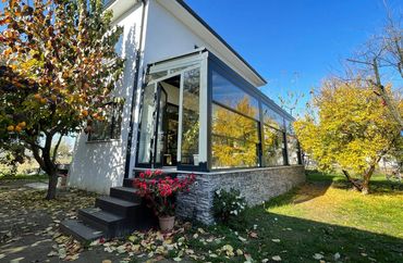 Aluminum and glass systems