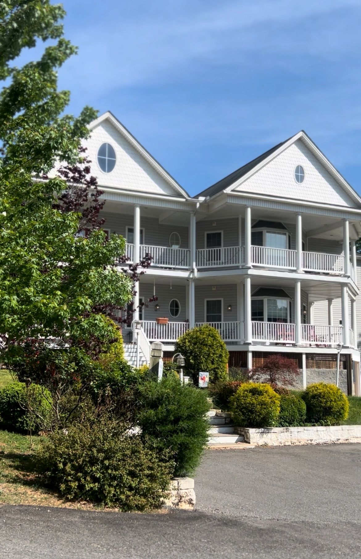 Acorn Hill Lodge and Spa in Lynchburg, United States