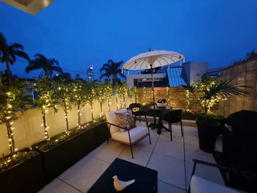 Tree wrapping on balcany.