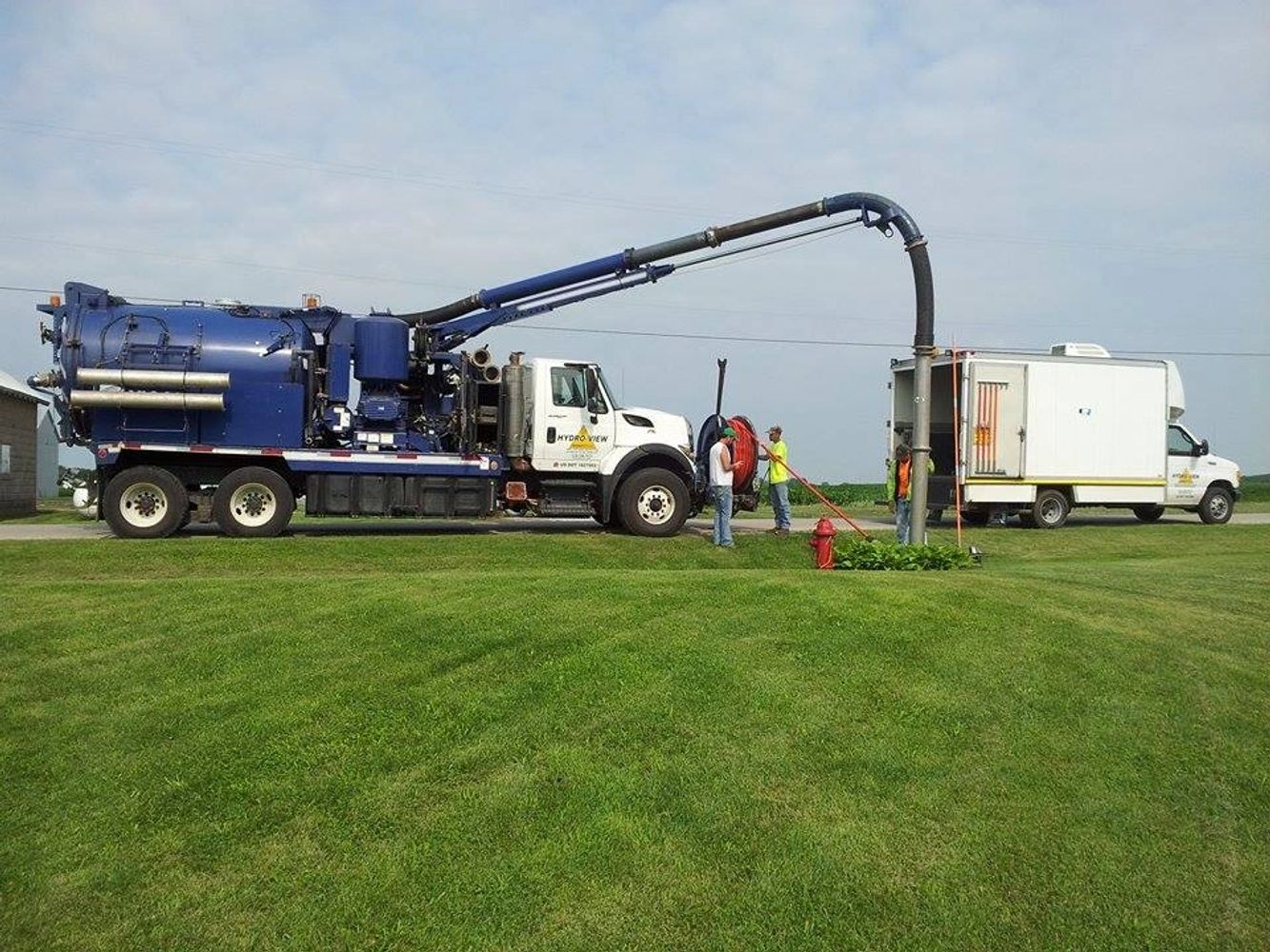 SEWER JETTER VAC COMBINATION TRUCK 80 G.P.M. 2000 P.S.I.   CAMERA TRUCK WITH 1000' DRIVE CAPABILITY.