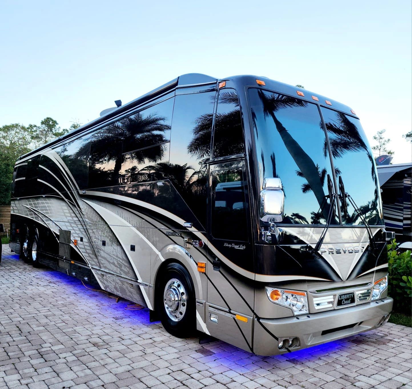 Prevost Detailing