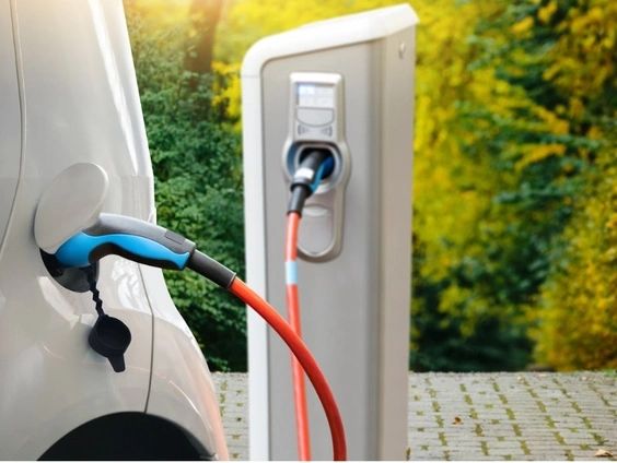Ev tipi araç şarj istasyonları