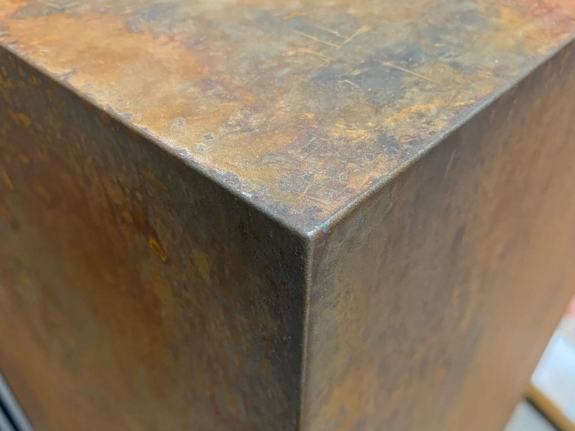 Spray finish liquid metal (steel) oxidised to create rust effect