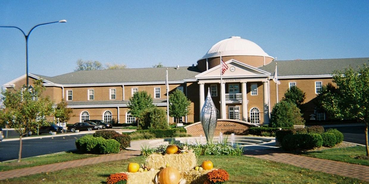 Addison, Illinois real estate and homes for sale, served by Garry Real Estate.