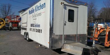 Mobile Kitchen trailer rental for events, renovations and disaster relief. Temporary kitchen rental
