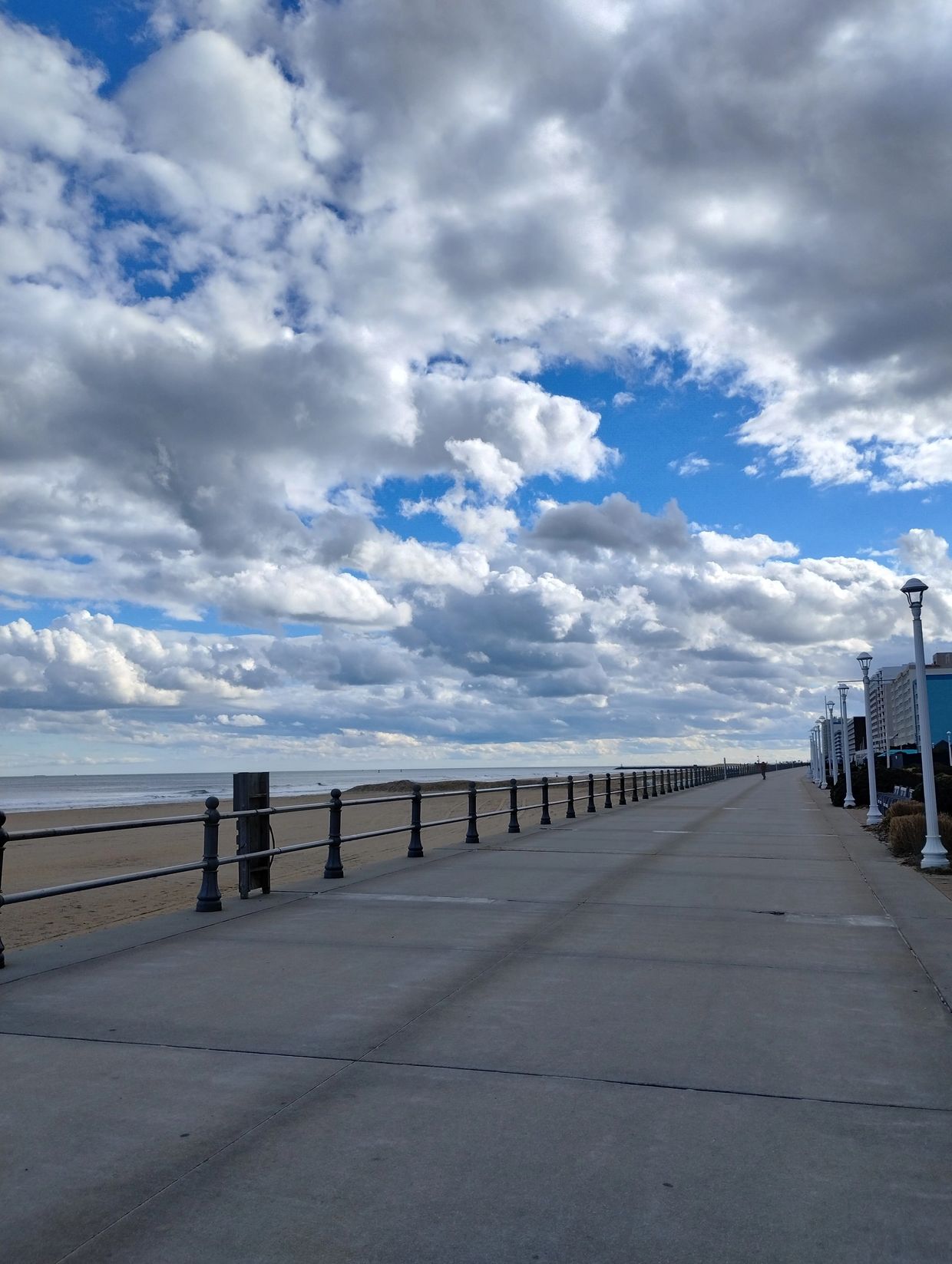 A cloudy Virginia Beach boardwalk.