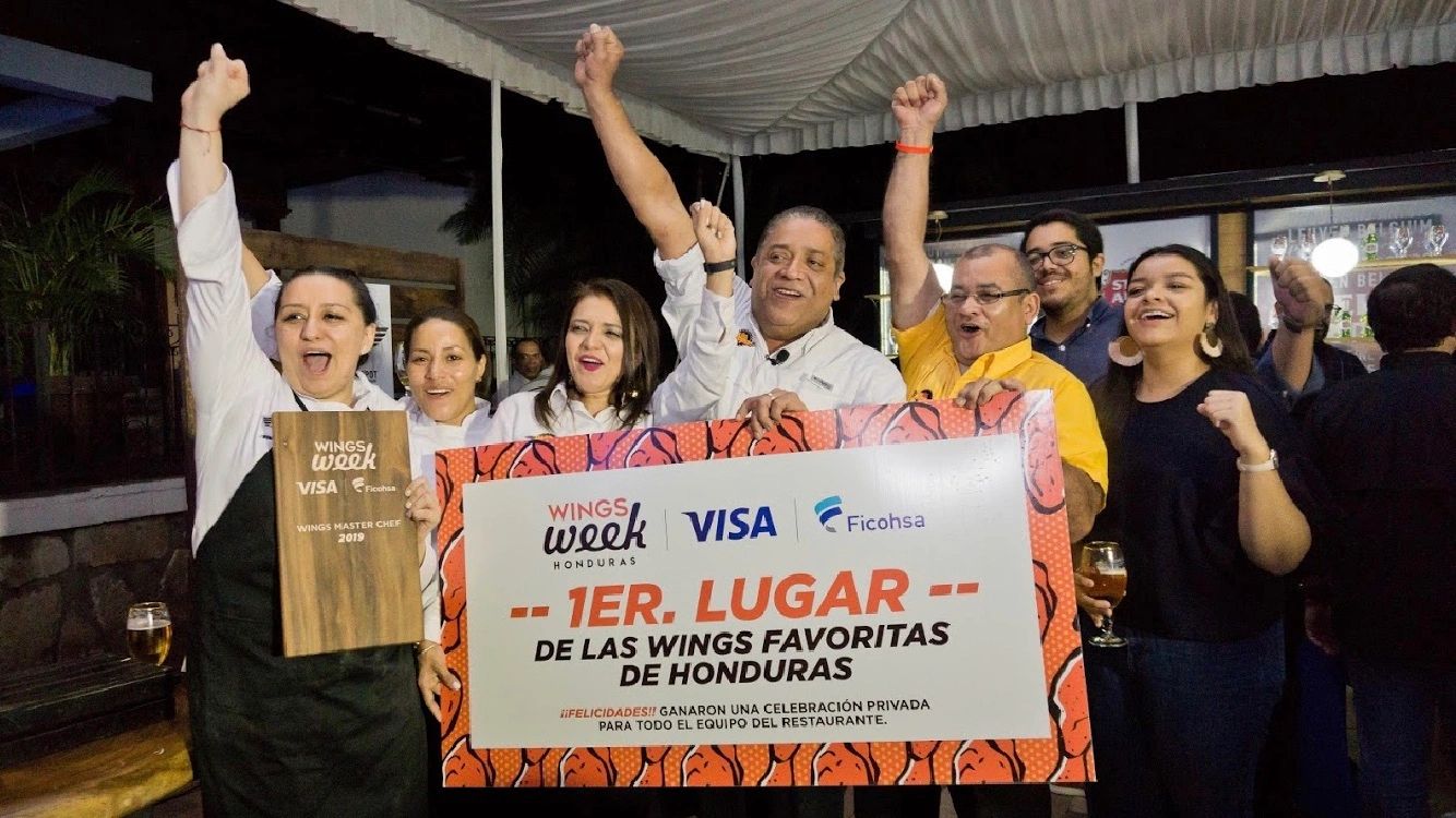 Certificados como las mejores alitas de Honduras