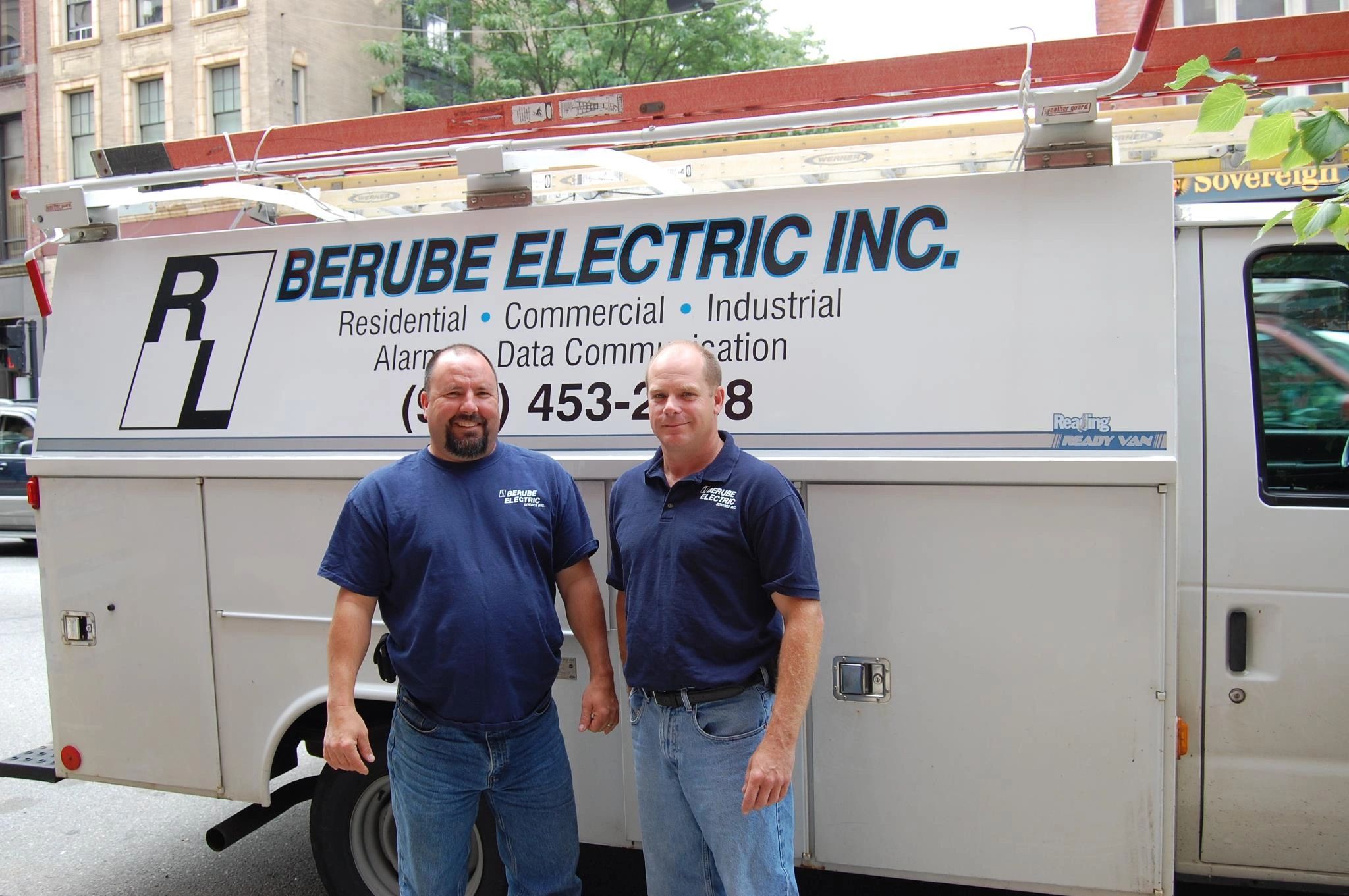 R & L BERUBE ELECTRIC INC in Dracut, Massachusetts