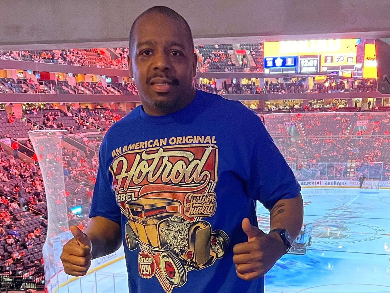 Rodney Ash, sports journalism, management, founder of Hot Rod Sports and Hot Rod Entertainment.