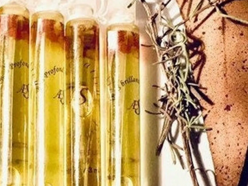 4 Samples to choose from the Woody Collection