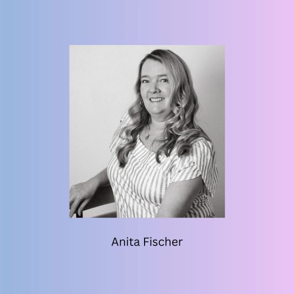 Black-and-white portrait of Anita Fischer smiling.
