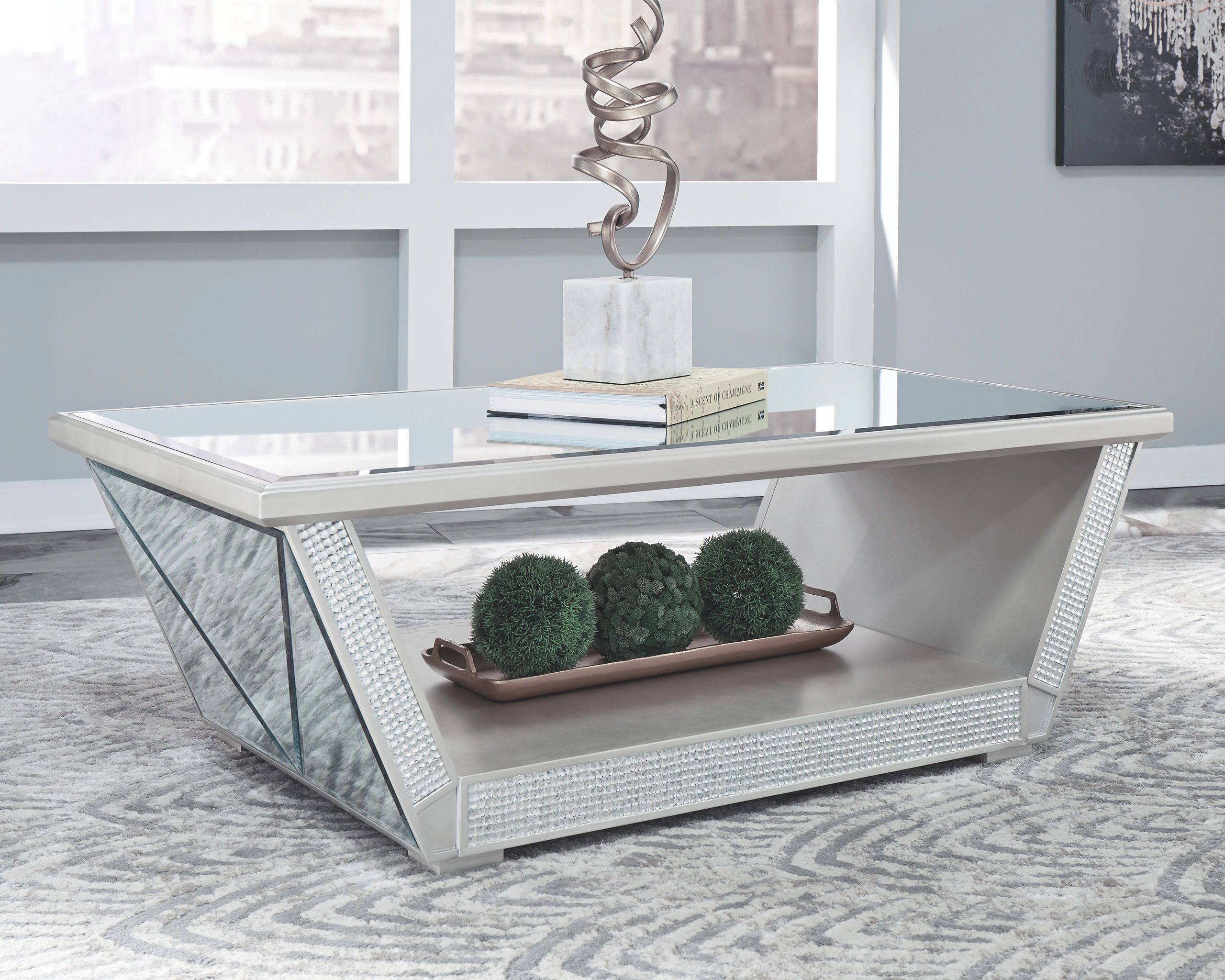 NAME: Fanmory Coffee Table
Cocktail table (1)
Style: Contemporary
Color: Silver Finish