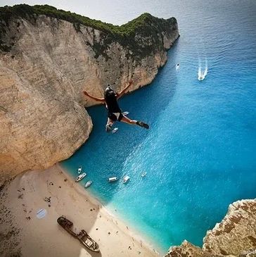 Shipwreck Beach Base Jumper