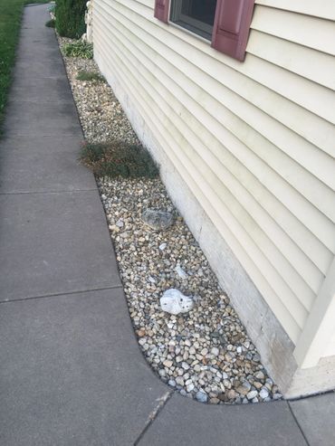 Bettendorf rock installation
Davenport rock installation
Landscaping Bettendorf IA
Landscape Design