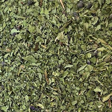 Comfrey. Green and rich.