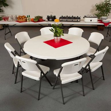 Round folding table for rent