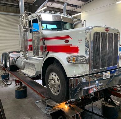 Peterbilt Semi Truck alignment