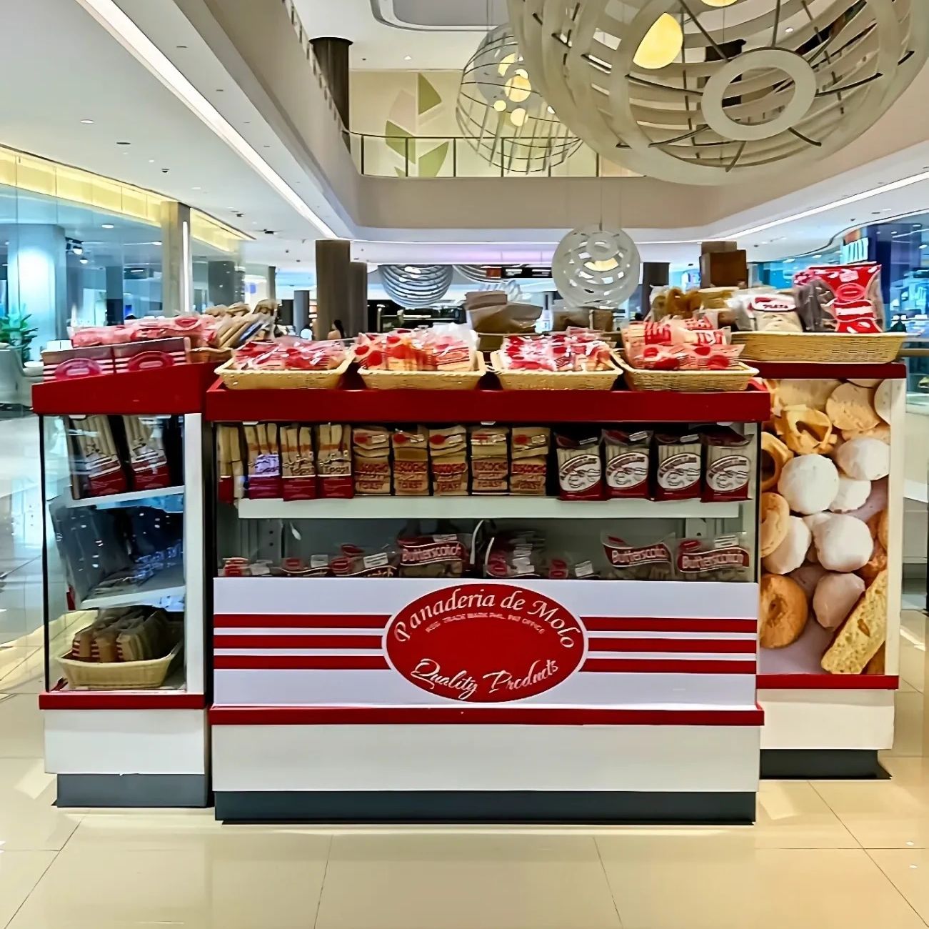 Panaderia de Molo Festive Walk Mall Store Front.