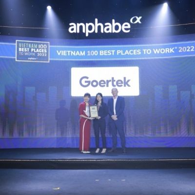 Award ceremony for Vietnam's best workplaces in 2022.