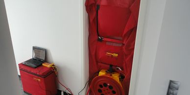 Mesure de perméabilité à l'air, infiltrométrie, mesure réglementaire perméabilité, RT2012, RE2020