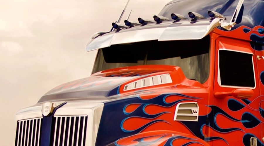 Optimus prime Age of Extinction photography