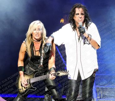 Alice Cooper & Nita Strauss