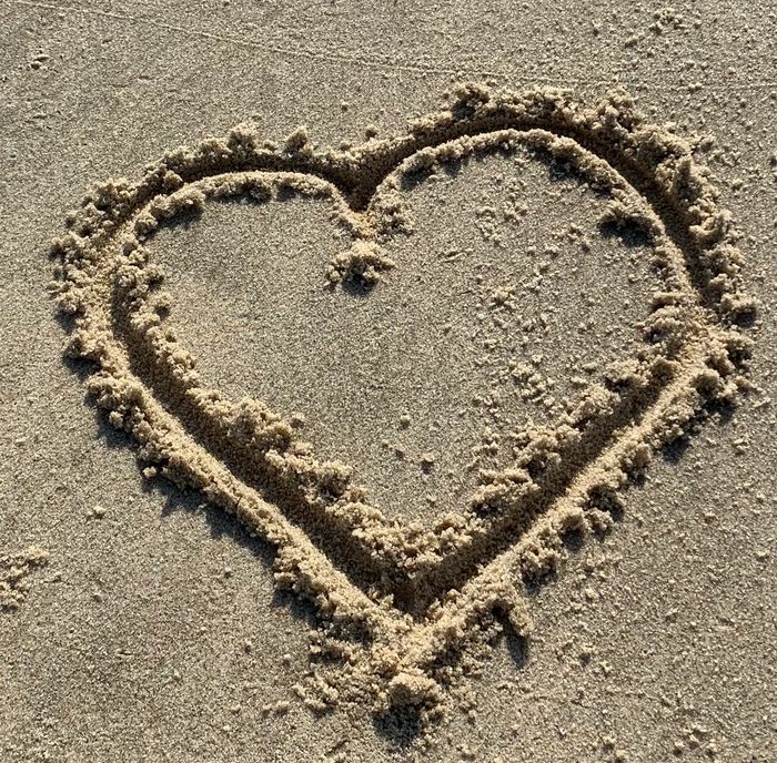 sand art heart