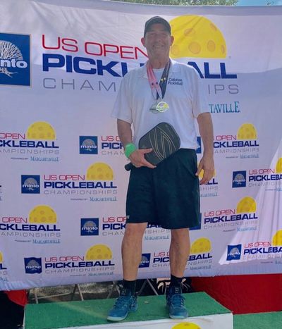 St Louis Area Pickleball Lessons, Corporate Pickleball Events, Team Building and Private Parties.