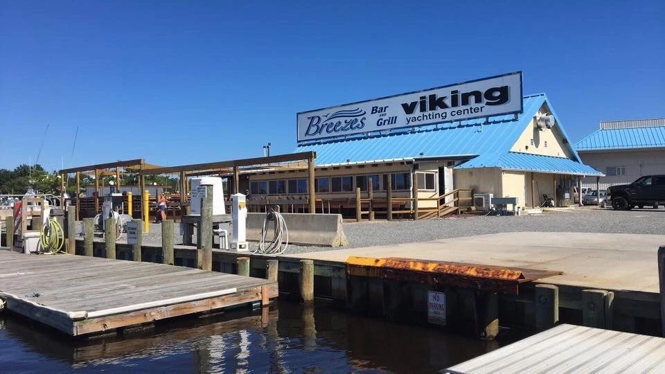 dock it bar and grill