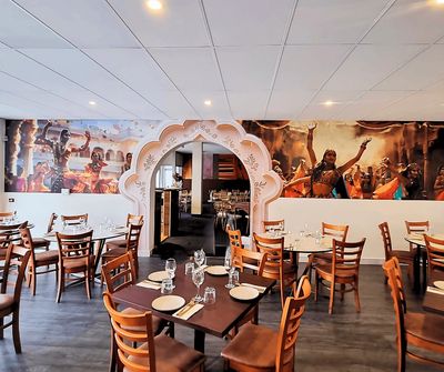 Wall Decals for Norwest, Rouse Hill business signs with custom wall graphics from Kellyville Signs.