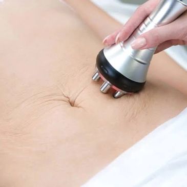 Body treatment device used on abdomen.
