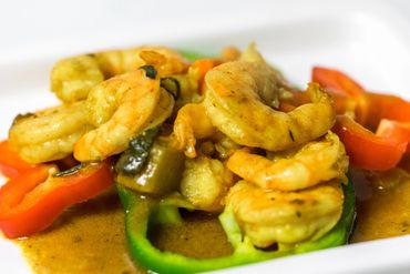 Jam Doung Style prawn curry