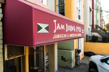 Jam Doung Style storefront
