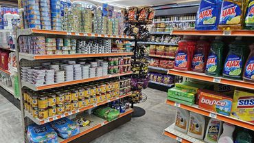 Image Of Hopewell Deli convenience story shelves