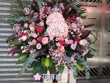 繡球花,玫瑰花,桔梗,開張花籃