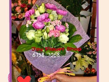 紫色康乃馨,紫色桔梗,石竹花,康乃馨花束,母親節花束