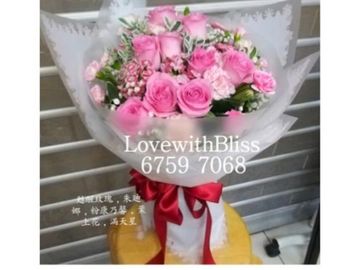 甦醒玫瑰,粉小玫瑰,葉上花,石竹花