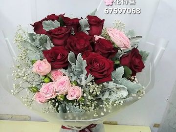 紅玫瑰花,粉紅色小玫瑰,銀雪葉,滿天星