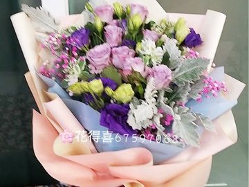 紫玫瑰花束
