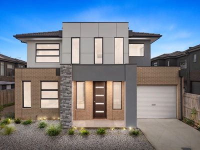 Modern home exterior in Tullamarine near Melbourne Airport - window cleaning Tullamarine