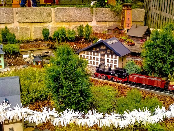 Granite City Train Show, LLC